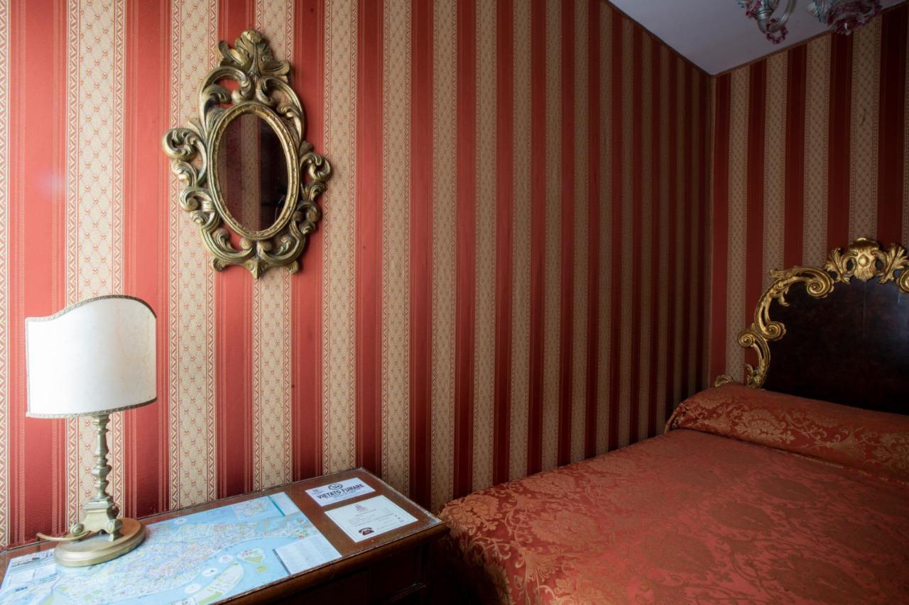 Hotel Ateneo Венеция Екстериор снимка