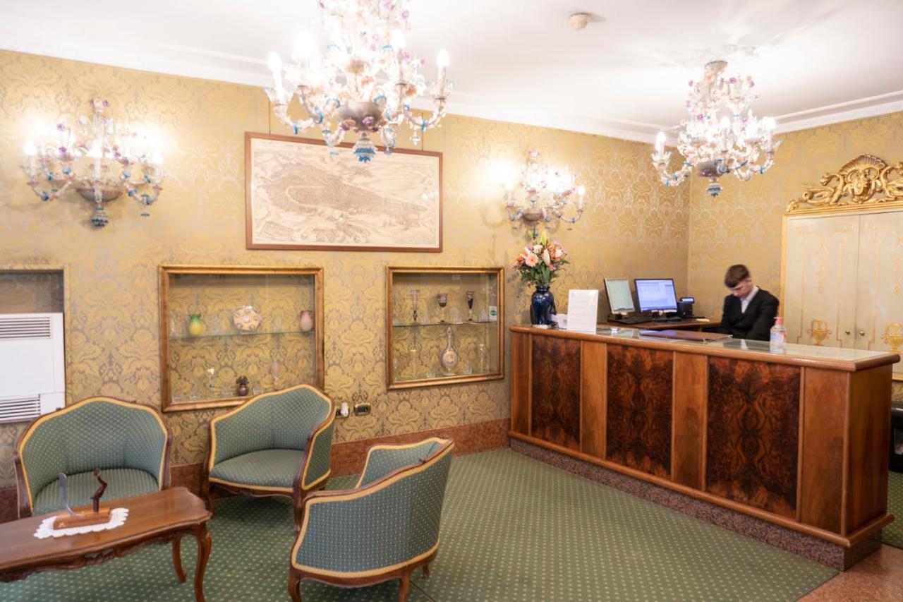 Hotel Ateneo Венеция Екстериор снимка