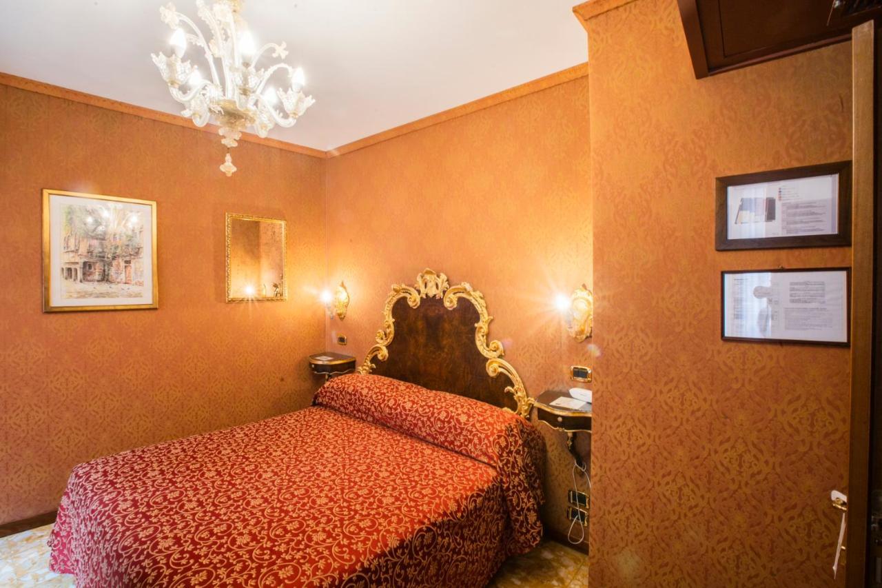 Hotel Ateneo Венеция Екстериор снимка