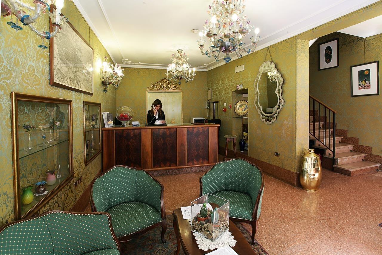 Hotel Ateneo Венеция Екстериор снимка
