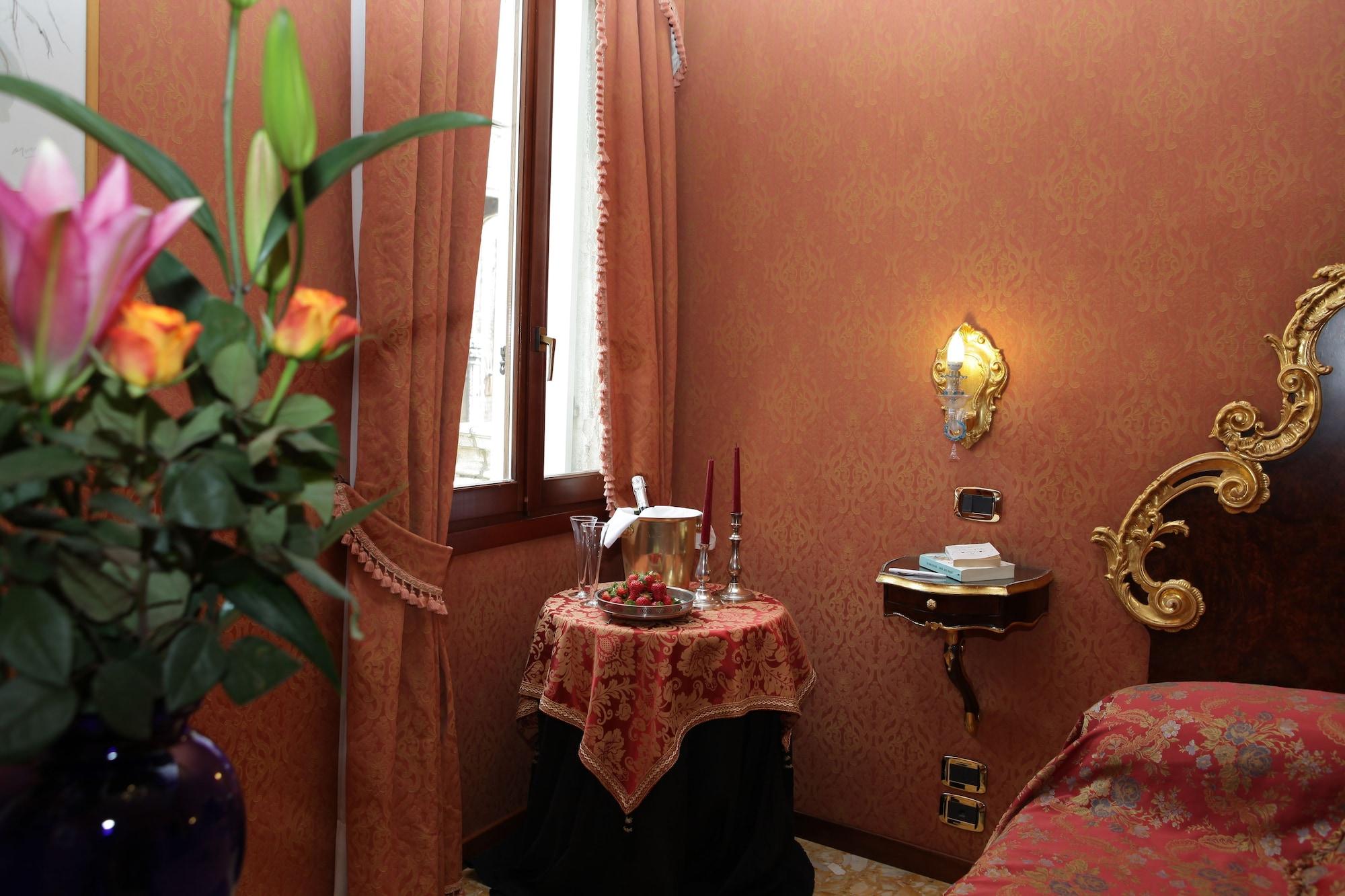 Hotel Ateneo Венеция Екстериор снимка