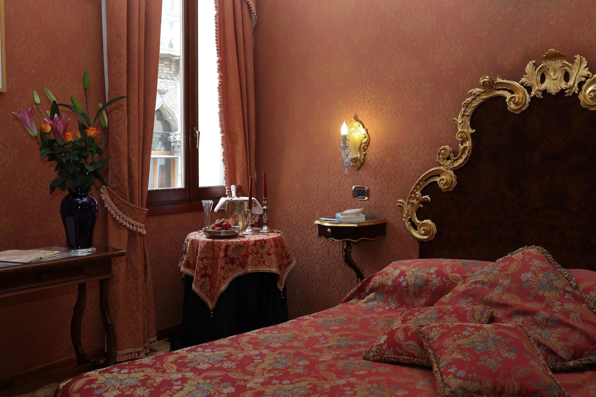 Hotel Ateneo Венеция Екстериор снимка